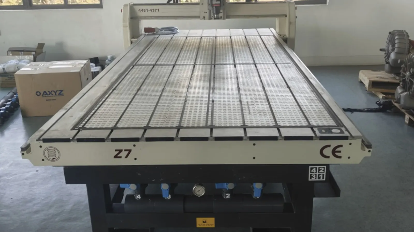 AXYZ CNC ROUTER 4008